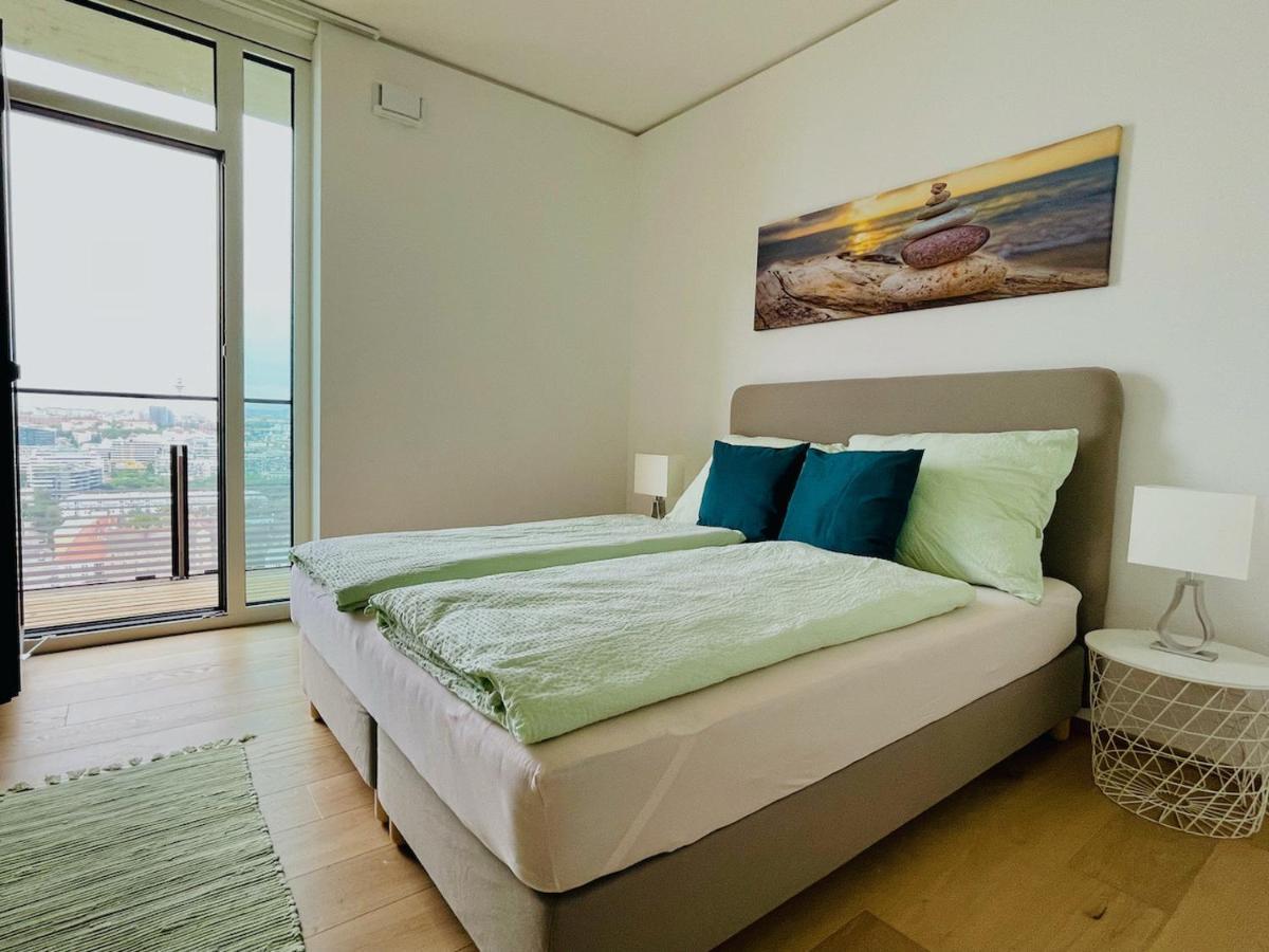 Triiiple Level 20 - Sonnenwohnen Apartment Mit Parkplatz Und Fantastischem Ausblick Wien Ngoại thất bức ảnh