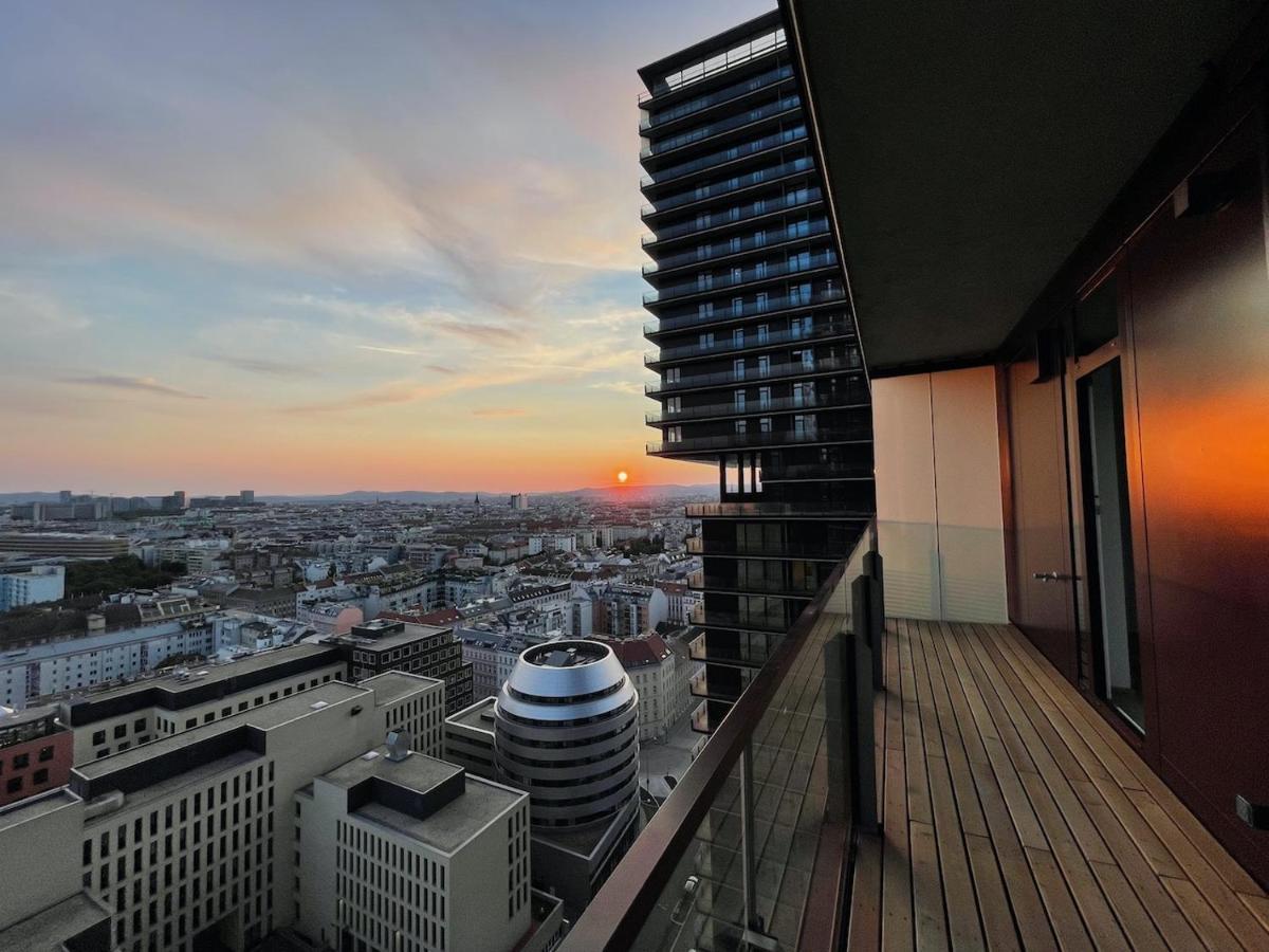 Triiiple Level 20 - Sonnenwohnen Apartment Mit Parkplatz Und Fantastischem Ausblick Wien Ngoại thất bức ảnh