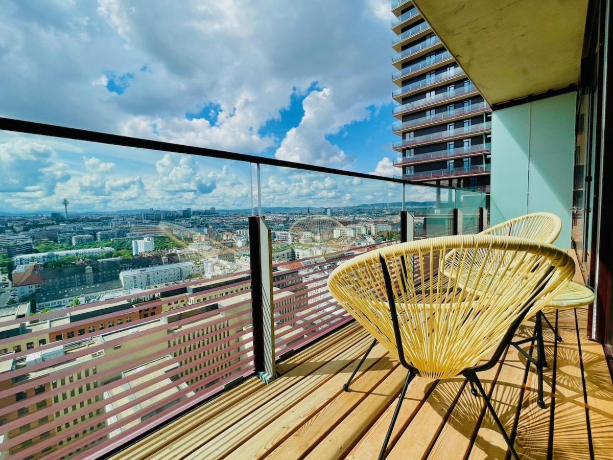 Triiiple Level 20 - Sonnenwohnen Apartment Mit Parkplatz Und Fantastischem Ausblick Wien Ngoại thất bức ảnh