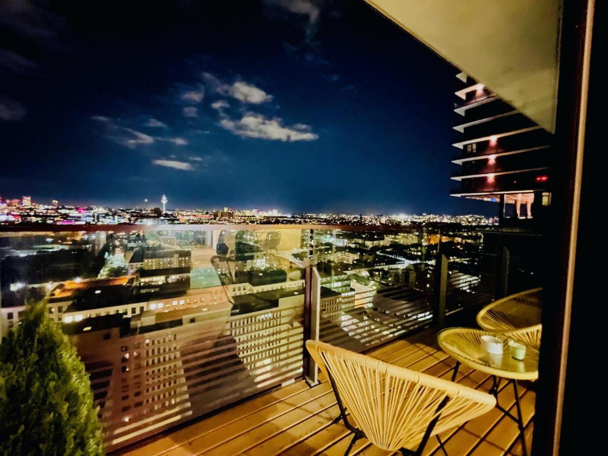 Triiiple Level 20 - Sonnenwohnen Apartment Mit Parkplatz Und Fantastischem Ausblick Wien Ngoại thất bức ảnh